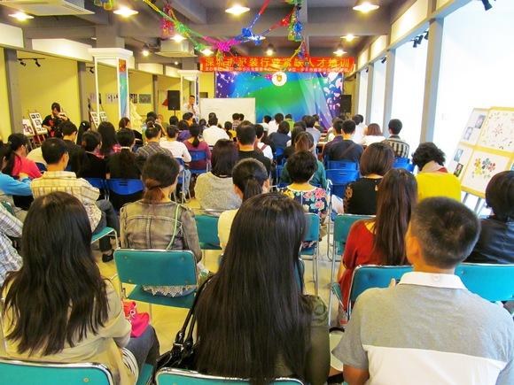 深圳市2012—2013年度服裝緊缺人才培訓(xùn)班正式開學(xué)