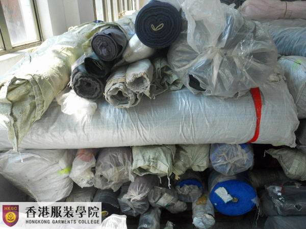 東莞三江匯聚服裝有限公司向香港服裝學院廣東時尚學院捐贈一批服裝面料