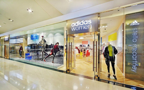 阿迪達(dá)斯開設(shè)女子專賣店 嘗試全新零售模式