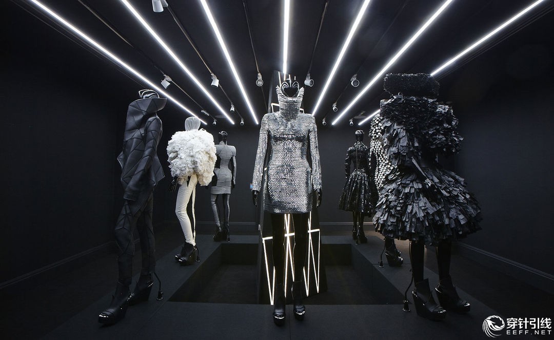 廣東時(shí)尚學(xué)院行業(yè)新聞?dòng)崳翰还苣隳懿荒芾斫?Gareth Pugh,，他都正當(dāng)紅