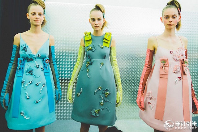 繁亂中的從容優(yōu)雅：Prada 2015年秋季高級(jí)成衣時(shí)裝展后臺(tái)