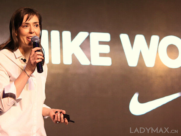 運(yùn)動(dòng)進(jìn)軍時(shí)尚 Sacai x Nike 2015 3月19日登場