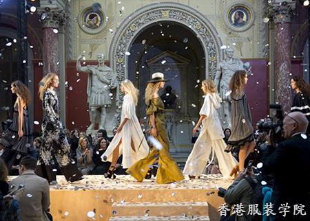 復(fù)制黏貼,！把時裝周最新流行趨勢搬回家