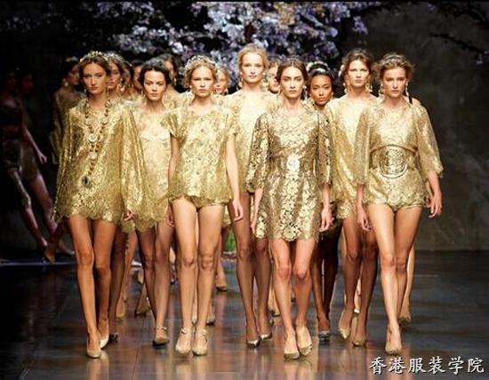 入冬流行Fashion金 這個(gè)顏色誰(shuí)穿誰(shuí)美,！