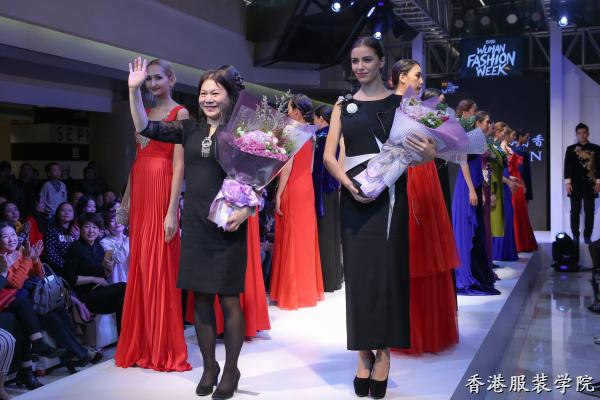 武漢時裝周時裝發(fā)布會華麗上演 孫菊香擔綱壓軸大戲