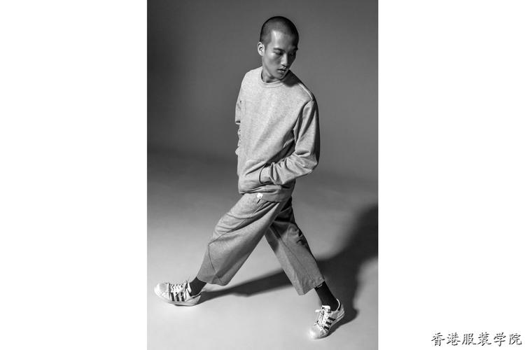 adidas Originals發(fā)布全新的XBYO系列,，走的是極簡風(fēng)。