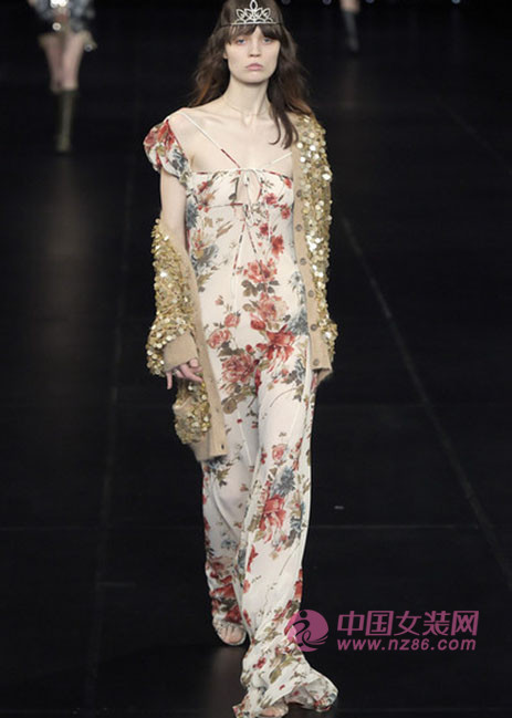 2016春夏女裝流行趨勢：醒目花卉