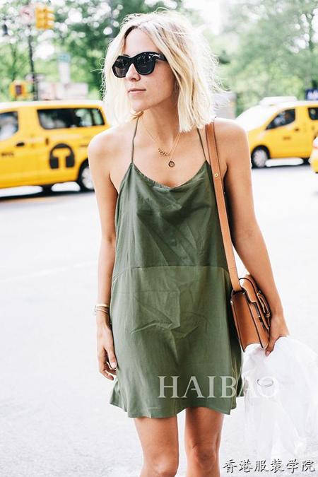 2016夏日潮流趨勢(shì)：Slip Dress 露的坦蕩蕩(圖5)