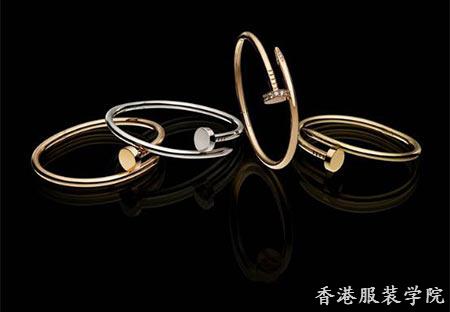 2016早秋流行趨勢(shì)，一顆釘子帶來的時(shí)尚狂潮,！(圖13)