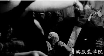 妓女標(biāo)配？| 從明星,、潮人火到你朋友圈的漁網(wǎng)襪(圖19)
