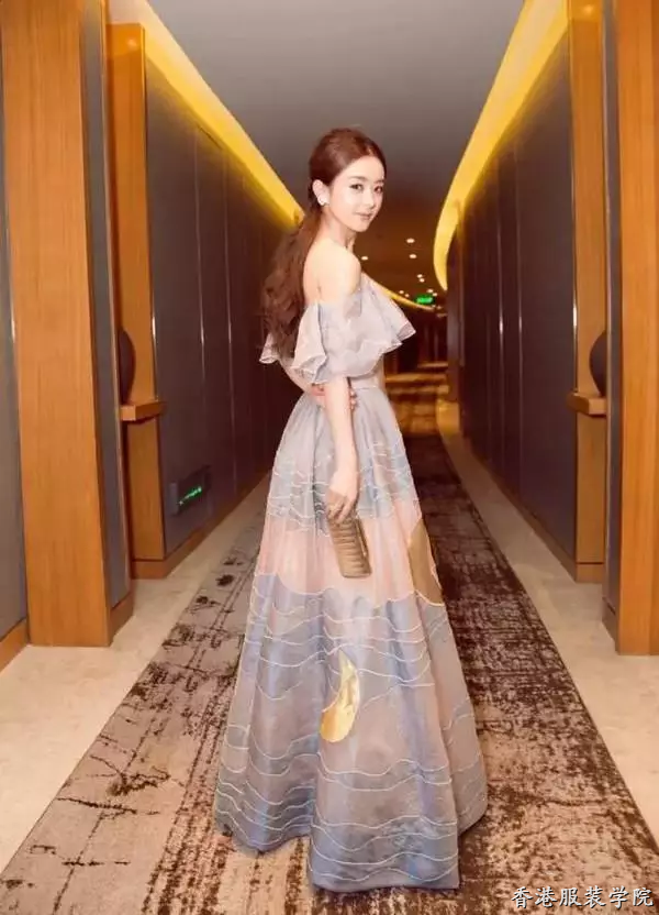 2017年夏季10大流行趨勢(shì),，穿好真的美翻了,！(圖15)