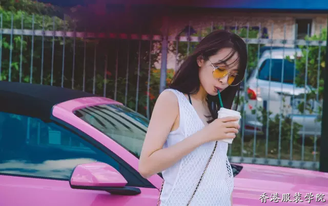 2017年夏季10大流行趨勢(shì),，穿好真的美翻了,！(圖25)