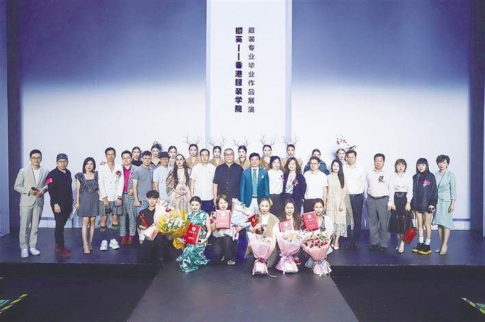 培育英才擔(dān)使命,，示范建設(shè)鑄品牌
